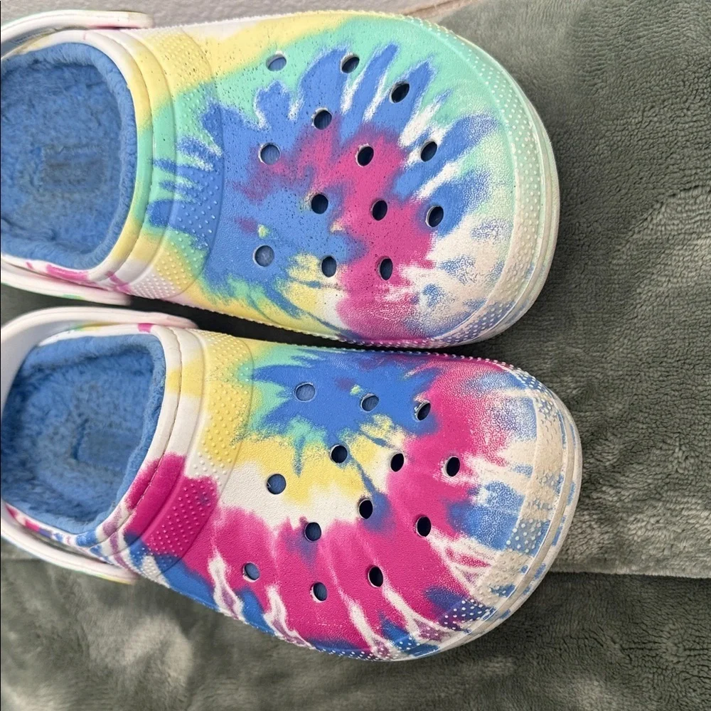CROCS Kids Tie-Dye Slippers - Multicolor